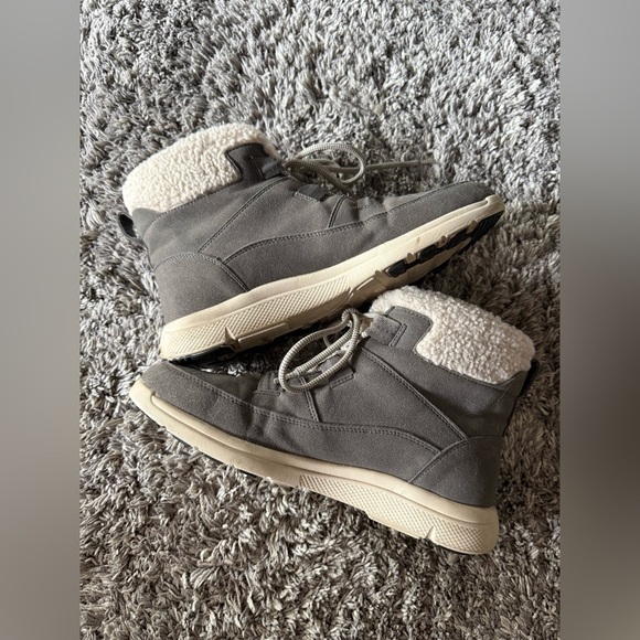 JBU by Jambu Freeze Boots Women’s 8.5M Gray Faux Fur Winter Ankle Hiker Shoes - Picture 3 of 7